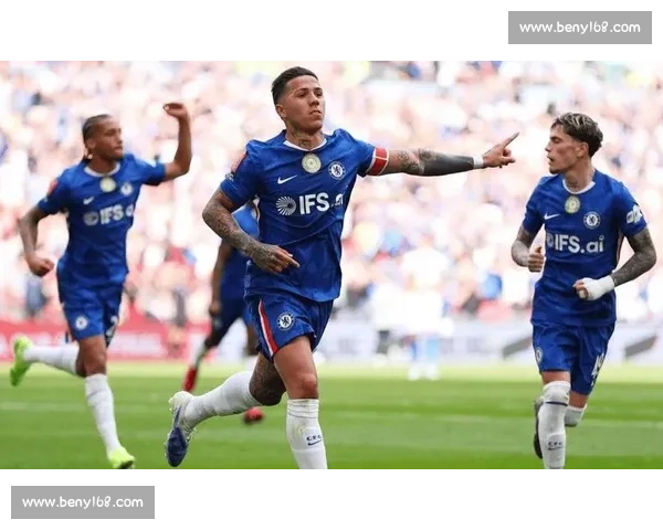 考克莱与柳海龙激烈对决 谁能笑到最后成就巅峰对决荣耀